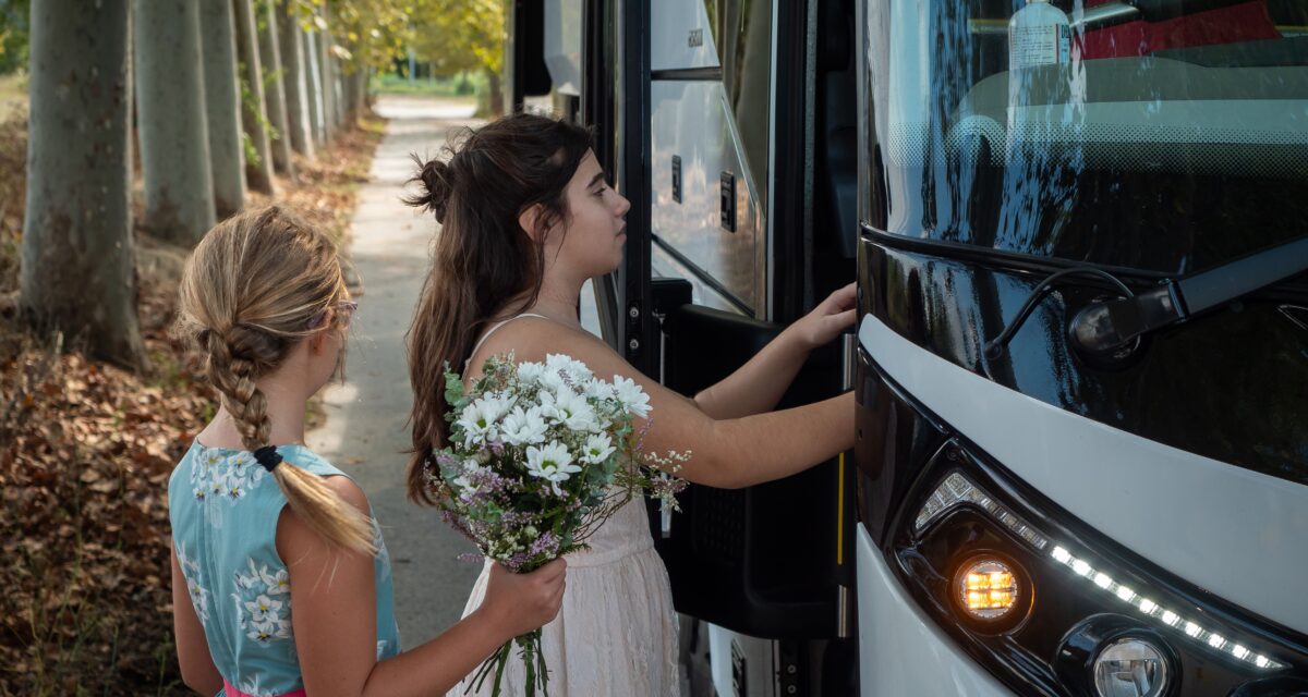 Alquiler de autocares para bodas en Barcelona: preguntas frecuentes y recomendaciones