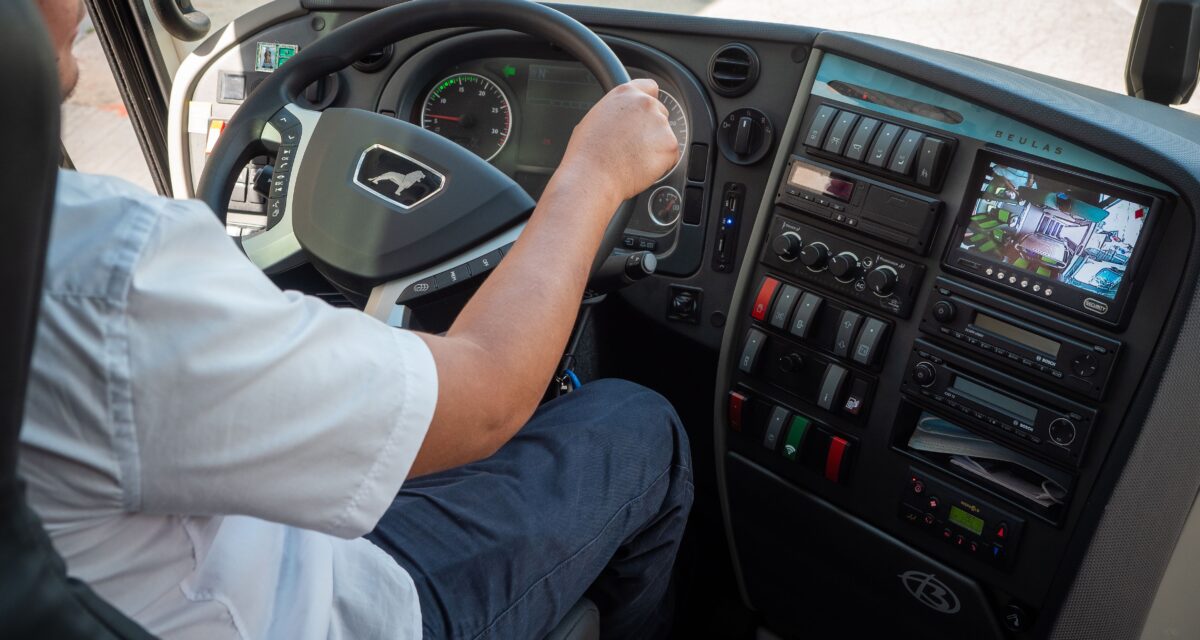 Alquiler de autocar en Terrassa: servicios, flota y precio