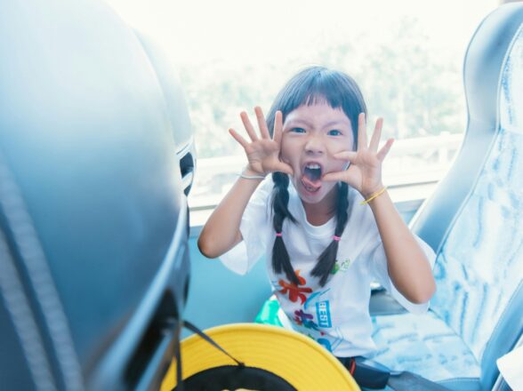 Cómo hacer el transporte escolar más divertido y seguro para los niños